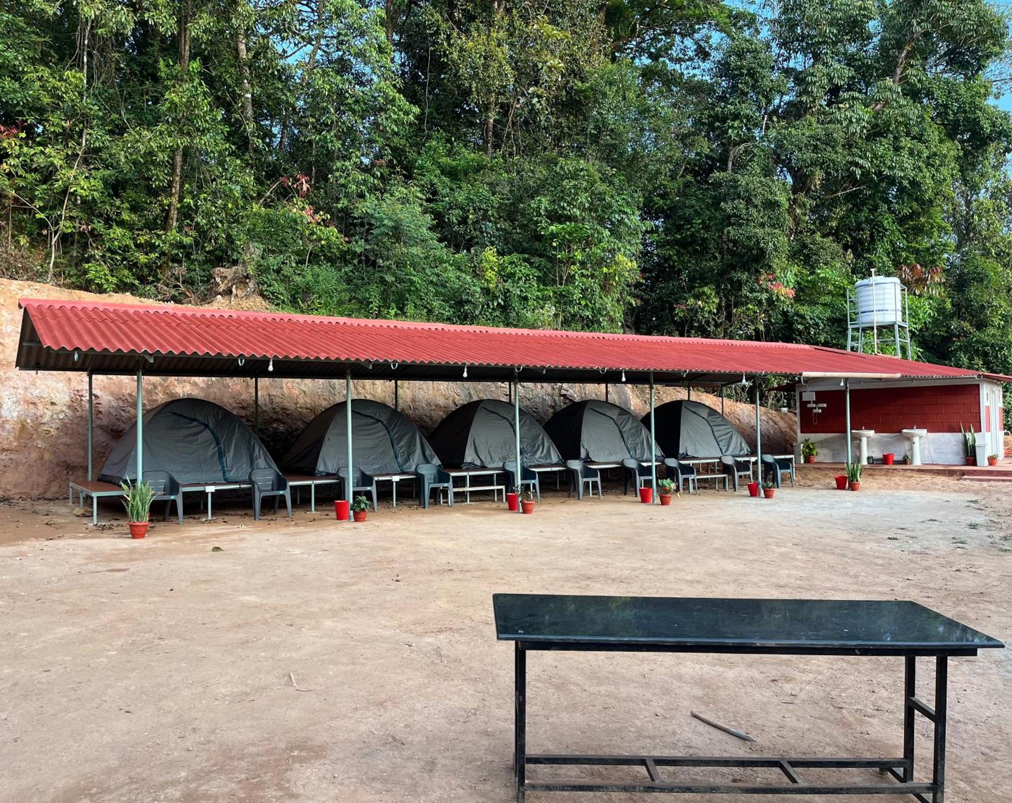 מלון מדיקרי The Nest Bettathur Coorg Campsite מראה חיצוני תמונה